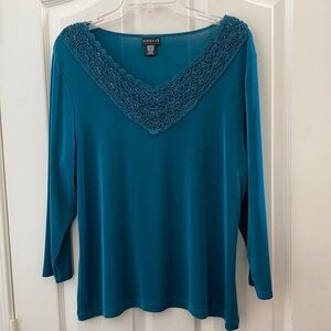 FINAL MARKDOWN Ladies’ citiknits Decorative Top (L)